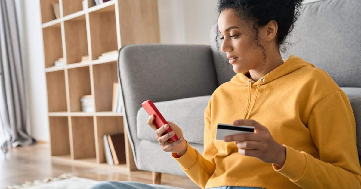 Offer Discounts or Coupons to First-Time Customers | MMT #1